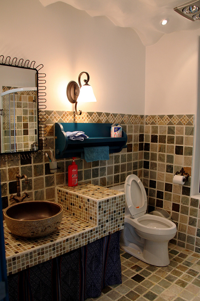 #浴室#卫生间顶面采用不规则玻璃钢，更有...
