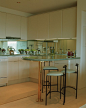 #厨房#简约风格白色厨房橱柜装修 厨房吧台装修效果图
