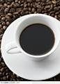 清凉饮品-咖啡豆上的咖啡