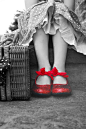 来自red shoes <3 | Color splash | Pinterest