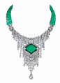 Cartier
铂金镶钻石、
祖母绿及珍珠项链