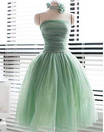 美丽的薄荷绿纱裙