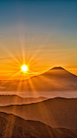 山 太阳 朝阳 夕阳 山脉 山峰 自然风景