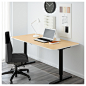 BEKANT 贝肯特 坐/站两用式办公桌 - 桦木贴面/黑色  - IKEA : IKEA - BEKANT 贝肯特, 坐/站两用式办公桌, 桦木贴面/黑色, , 享有10年品质保证，详情请见质保手册。可用开关将桌面高度调整到65厘米至125厘米之间，确保符合您人体工程学的坐姿。工作时，可坐可站，根据需要变换姿势，缓解疲劳、提高工作效率。贴面台面，经久耐用，不易污染污渍，易于保持清洁。桌面下的电线整理装置便于保持书桌整洁有序。桌面深，使工作表面宽大，让您可以与电脑显示器保持舒适的距离。