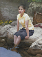 沈汉武：《河畔少女》 油彩画布 