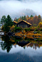 湖边的房子，挪威
Lake House, Norway