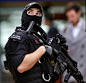 英国街头武装警察