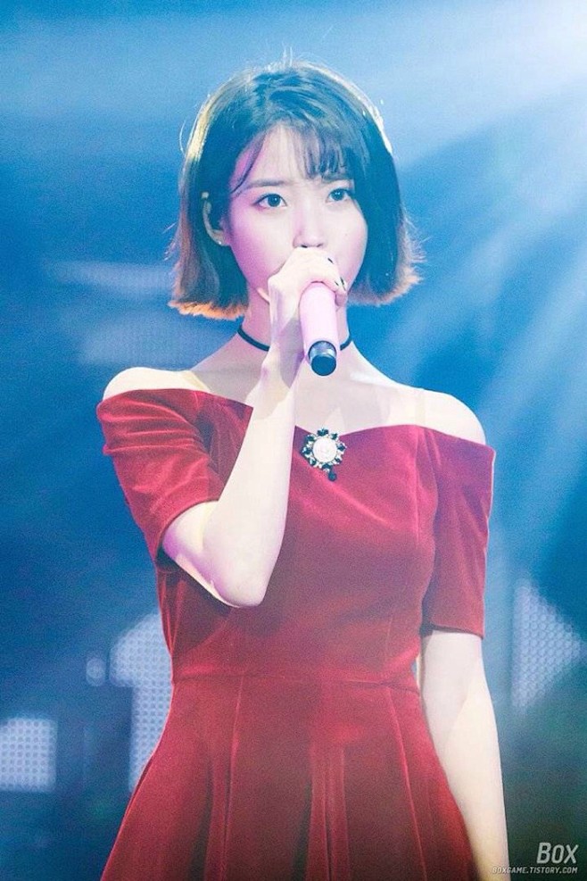 IU