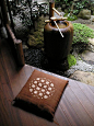 Japanese cushion for sitting, Zabuton 座布団