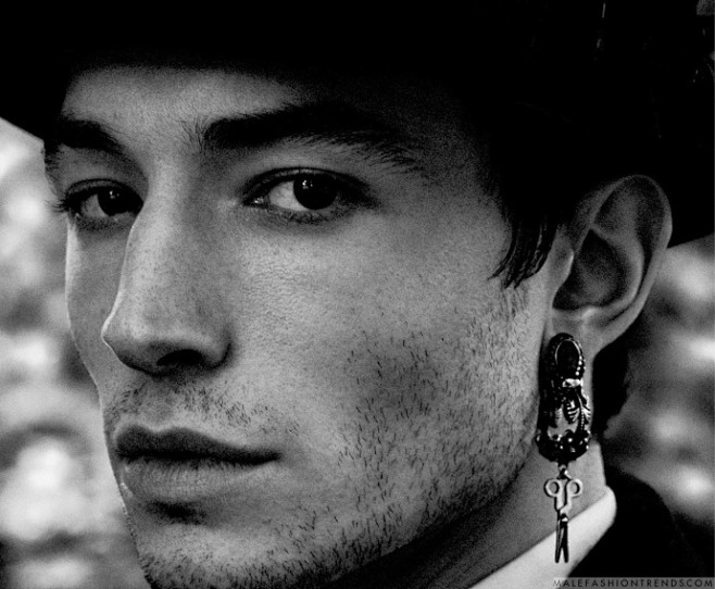 Ezra Miller by Mikae...