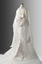 着物ドレス、リメイクドレス、レンタルドレスのローブドキモノ｜白無垢ドレス
