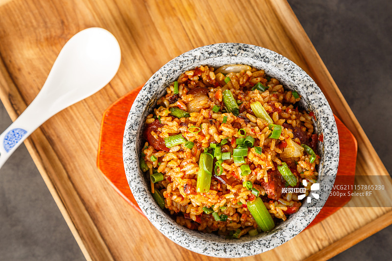 68c4414b96243a41c9d7c75fb837c9f889319c5e34c73-KuqBoi