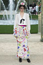 Chanel Spring 2018 Couture Fashion Show : The complete Chanel Spring 2018 Couture fashion show now on Vogue Runway.