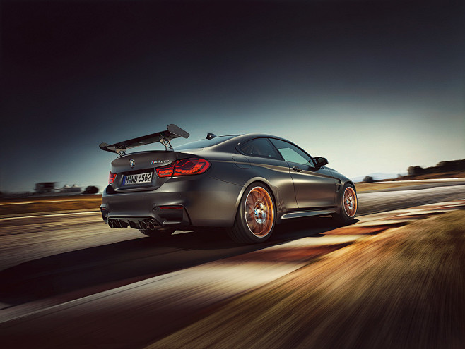 BMW M4 GTS Postprodu...