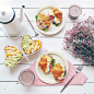 LOFTER（乐乎） - 每个人的理想国
打开新页
慧慧的私房小厨
 6
早安，今日早餐：可颂培根三明治+蔬菜芒果沙拉+黑米燕麦浆。