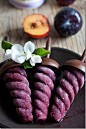 Plum Sorbet & Red Wine Pops