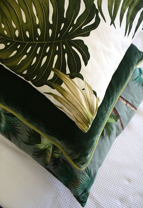 热带植物印花抱枕