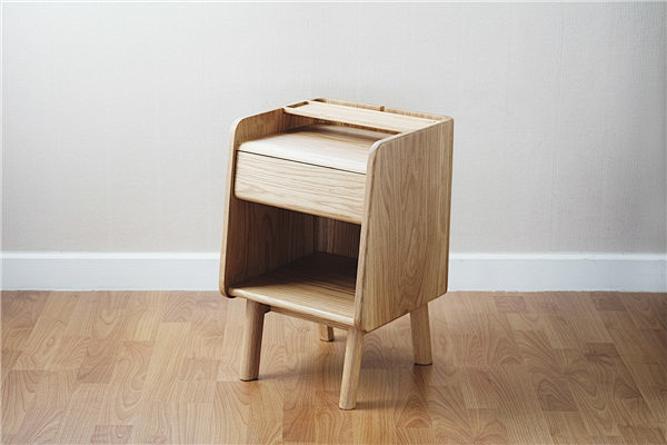 Sumo Side Table
最后要介...