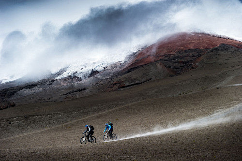 纪实摄影：火山骑行之旅