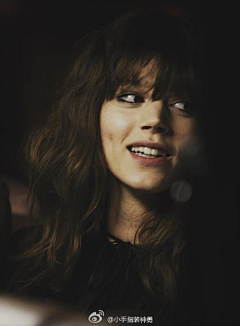 QUARTET眼镜买手采集到Freja Beha Loving