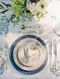 小清新风婚礼餐盘设计推荐。来自：婚礼时光——关注婚礼的一切，分享最美好的时光。#婚礼布置##餐桌布置##餐盘设计#@北坤人素材