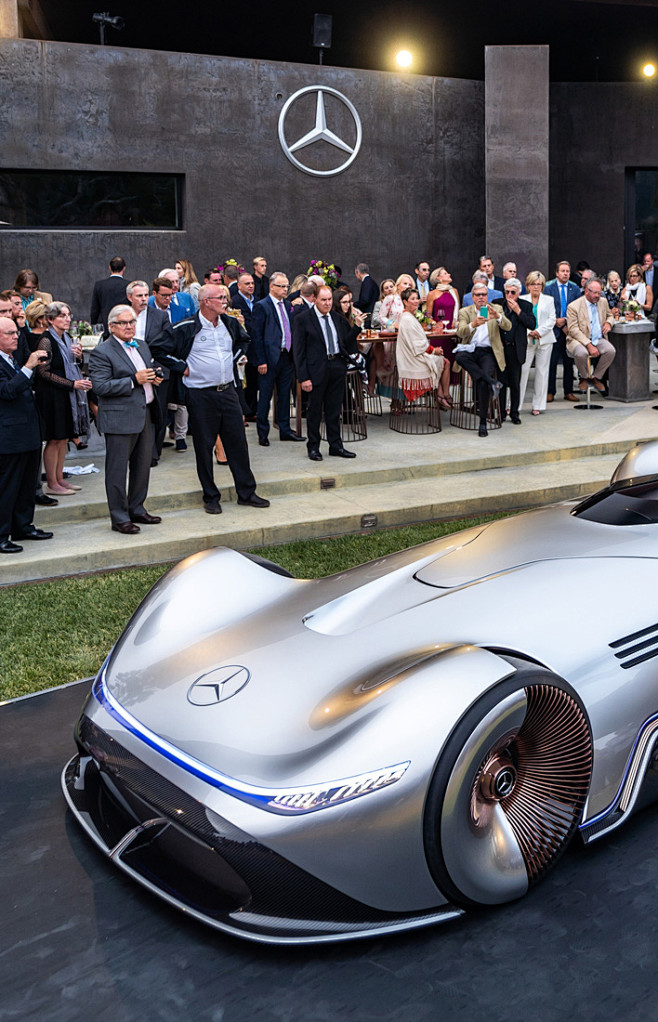 Mercedes-Benz-Vision...