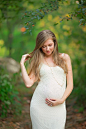 Emily Burke Photography | Central Park Maternity Session | Maternity Inspiration | Photography Inspiration | Beyond the Wanderlust