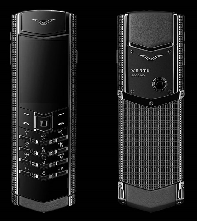 VERTU SIGNATURE
巴黎钉纹...