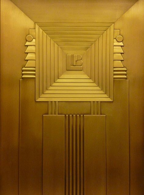 Lefcourt Art Deco El...