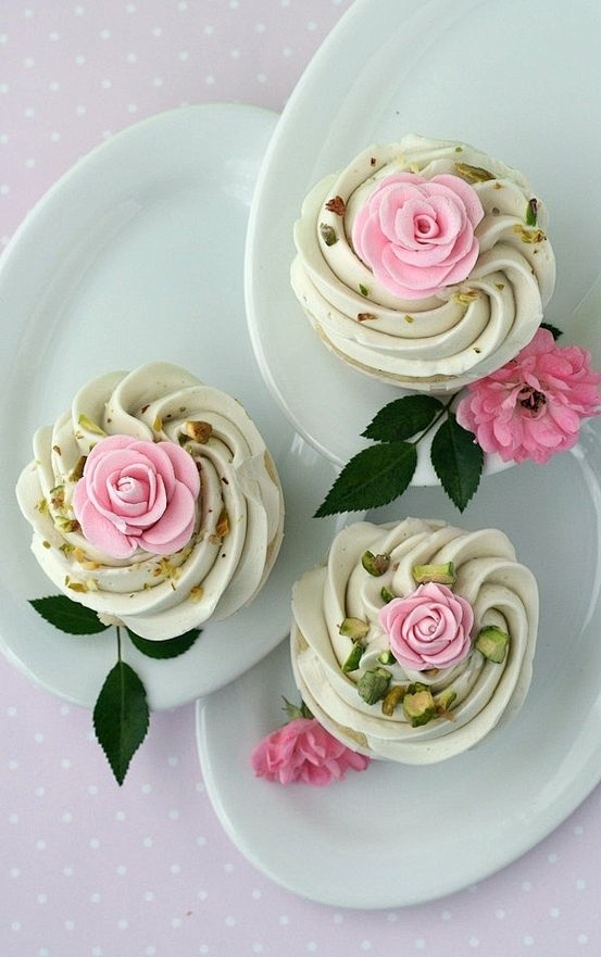 Rose Cupcakes#赏味期限#