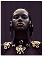 Ajak Deng | Julia Noni