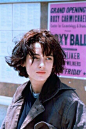 Winona Ryder 又美又帅