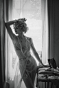 Nicole Kidman 性感演绎《Interview》杂志复古内衣大片