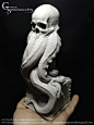 Cthulhu scull bust , George Tsougkouzidis : Cthulhu scull bust 21 cm tall
sculpted traditional with monster clay medium molded and casted in resin
available in grey color resin