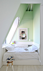 pale pastels nook (via toxel) #阁楼#