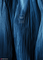 蓝色绸缎飘逸丝滑休闲海报 海报招贴 自然风光