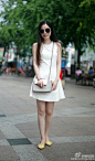 7月24日uber冰淇淋日，上街拍送COLD STONE更新，简单的白裙舒服的美