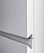 White Lacquered - details - don't see the gap due to form of handle: 