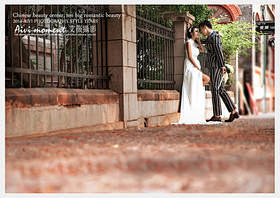 教堂街景婚纱摄影