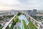 曼谷32层公寓住宅 Aspire Sathorn Ratchapruek / Landscape Tectonix Limited :   Landscape Tectonix Limited: Aspire Sathorn Ratchapruek由亚洲房地产公司( AP )开发，位于BTS Bangwa站附近( 2018年最西端的站)，是2015年推出的32层公寓，在2018年完工。 Landscape Tectonix Limited: Aspire Sathorn Ratchapruek by As