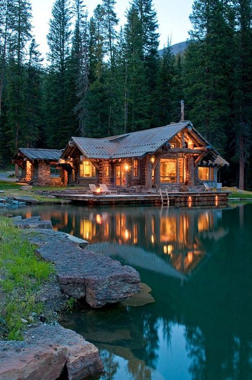 Lake House, Montana
