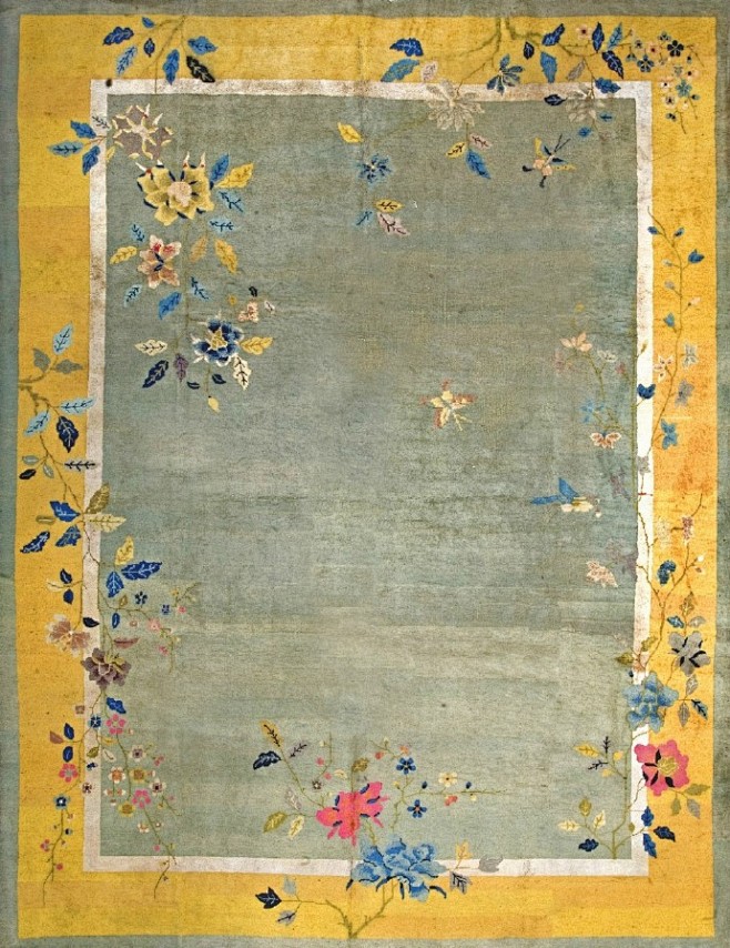1920年代的美国设计师设计的中国地毯。...