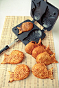 Japanese sweets, Taiyaki maker: 