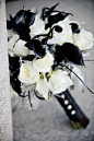 时尚经典的黑白新娘手捧花