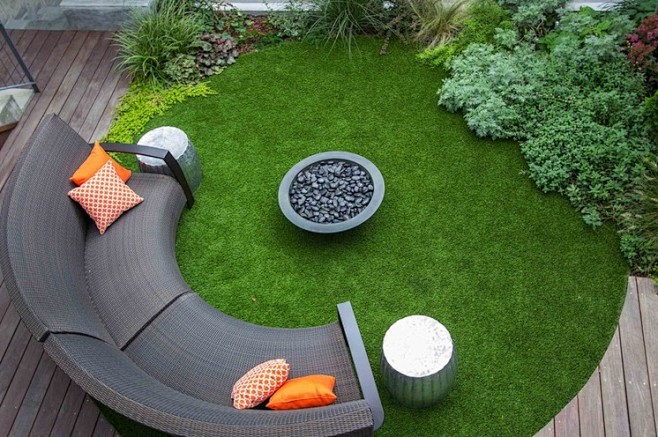 Contemporary Patio b...