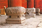 【 中国古建筑之 · 柱础 】--- “ 柱础，是中国建筑构件一种，俗称磉盘，或柱础石，它是承受屋柱压力的垫基石，凡是木架结构的房屋，可谓柱柱皆有，缺一不可 ”。