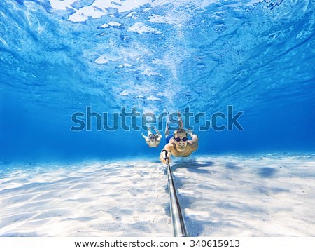 Underwater selfie sh...