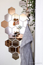 Heimatbaum, home tour, German interior blogger, interior design, blogger home, interior styling, natural styling. Great honeycomb mirrors! www.apidaecandles.de: 