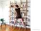 你能想到Huxley的梯子竟也是一个书架吗！
全球最好的设计，尽在普象网（www.pushthink.com）