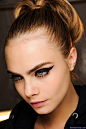 Eyeliner model: 55 thousand results found on Yandex.Images